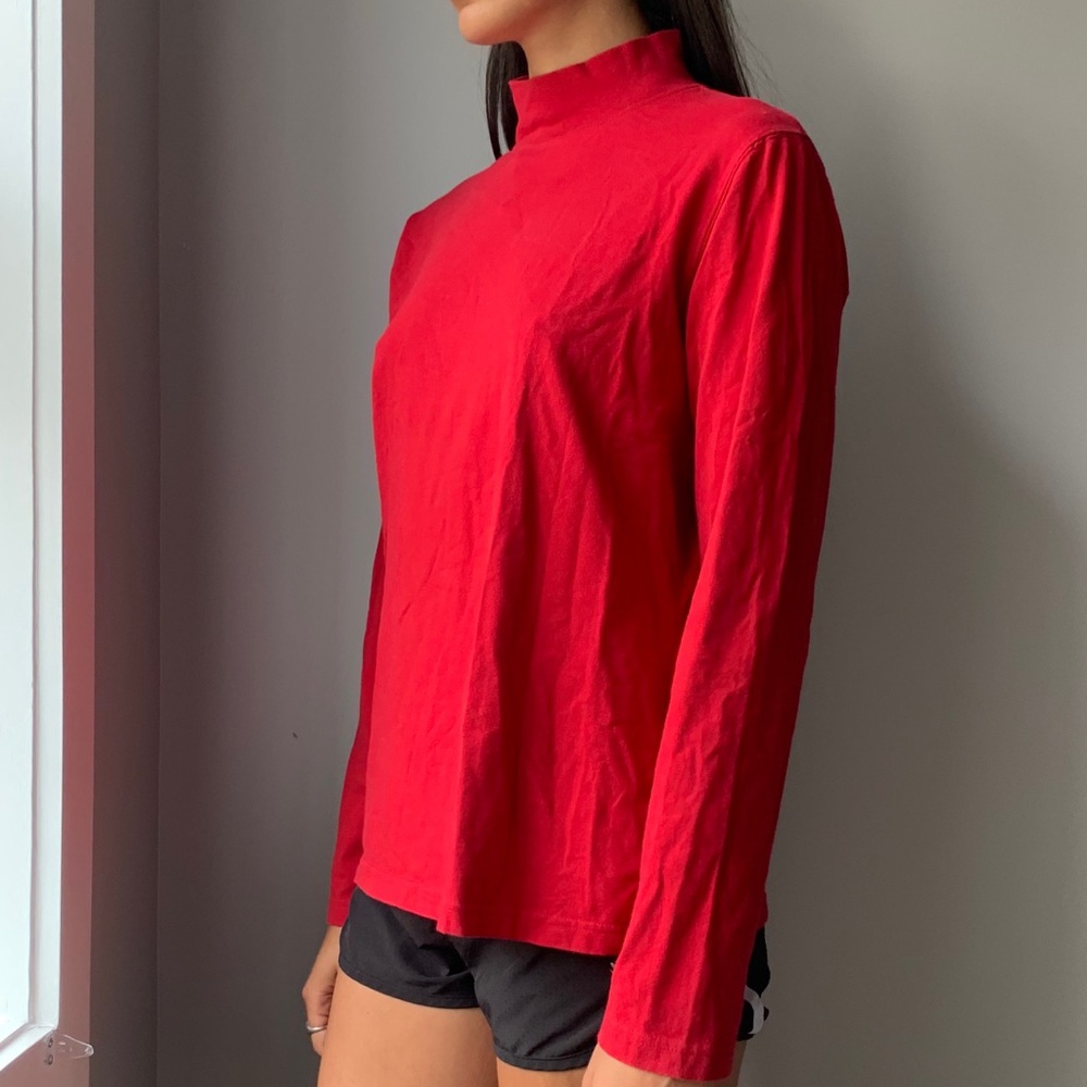 Relaxed long sleeve turtleneck